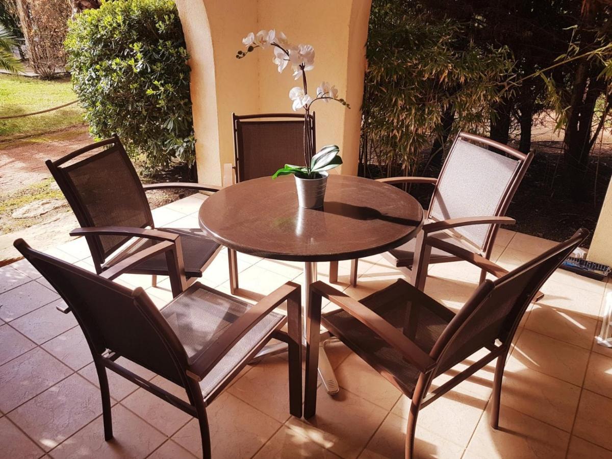 Les Ecrins De La Badine - Hameaux Apartment Hyeres Exterior photo